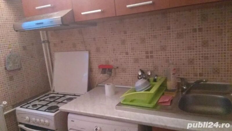 Obor, Colentina, Teiul Doamnei, Sectia 7 de Politie, 8 min. de metrou mob.